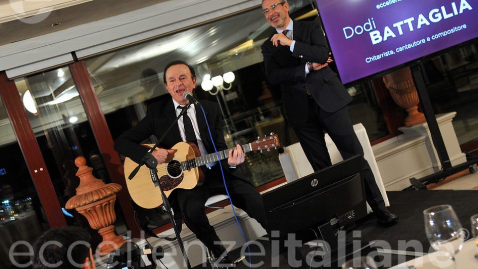Dodi Battaglia Ernesto Di Majo Canta Al Galà Eccellenzeitaliane